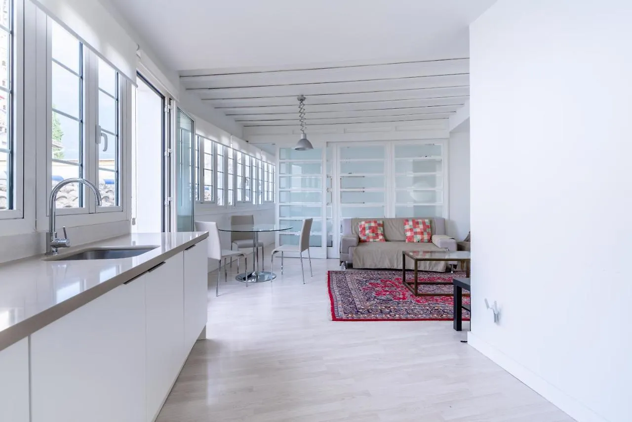 Historic Building Cathedral Apartment Seville Spain